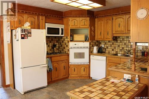 302 Barrows Street, Maryfield, SK - Indoor Photo Showing Kitchen With Double Sink