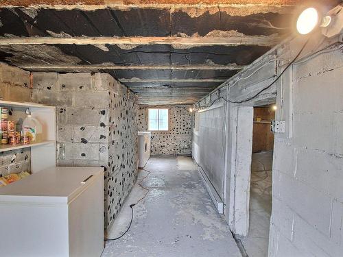 Salle de lavage - 1713 Ch. Sullivan, Val-D'Or, QC - Indoor Photo Showing Basement