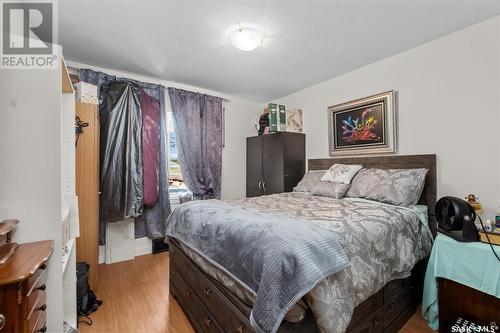 2 29Th Street E, Prince Albert, SK - Indoor Photo Showing Bedroom