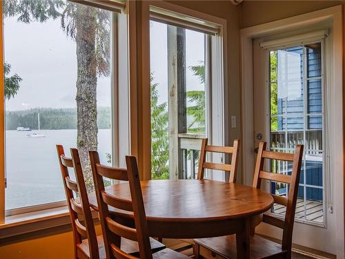 510-1971 Harbour Dr, Ucluelet, BC - Indoor Photo Showing Dining Room