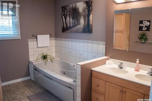 217 2Nd Avenue N, St. Brieux, SK - Indoor Photo Showing Bathroom