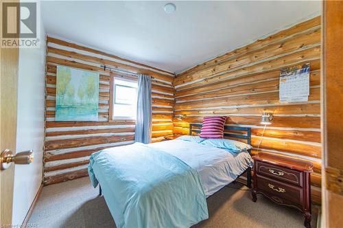 808 Main Street, Sauble Beach, ON - Indoor Photo Showing Bedroom