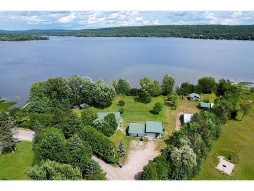 ExtÃ©rieur - 189 Ch. Du Petit-Cayamant, Cayamant, QC - Outdoor With Body Of Water With View