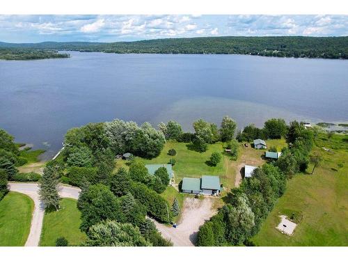 ExtÃ©rieur - 189 Ch. Du Petit-Cayamant, Cayamant, QC - Outdoor With Body Of Water With View