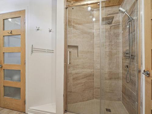 Bathroom - 435 Rue Du Prince-Edward, Otterburn Park, QC - Indoor Photo Showing Bathroom