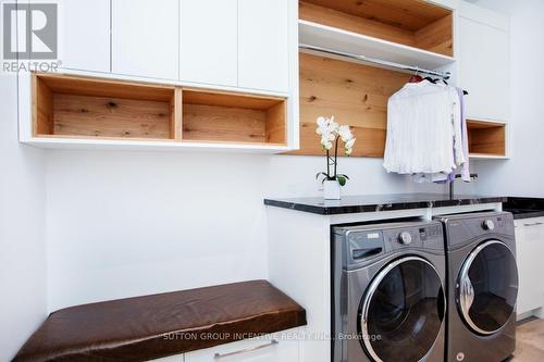 9 Gallagher Crescent, Springwater, ON - Indoor Photo Showing Laundry Room