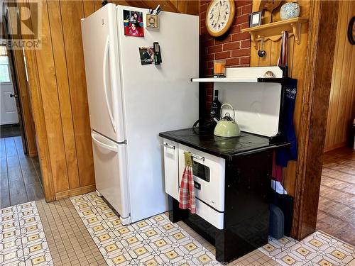 1885 Route 385, Everett, NB - Indoor Photo Showing Kitchen