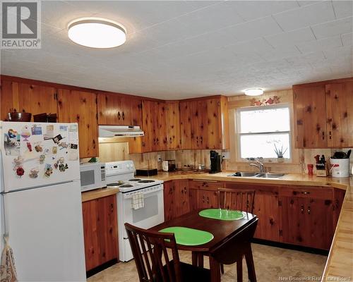 59 Moody Lane, Oak Haven, NB - Indoor Photo Showing Kitchen With Double Sink