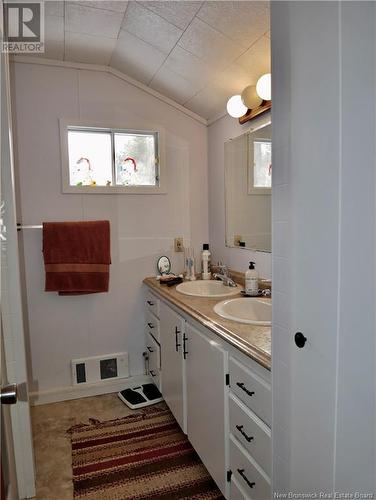 59 Moody Lane, Oak Haven, NB - Indoor Photo Showing Bathroom