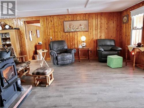 59 Moody Lane, Oak Haven, NB - Indoor Photo Showing Living Room