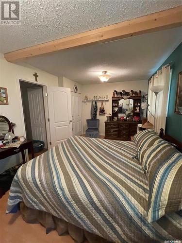 35 Acres, Hudson Bay Rm No. 394, SK - Indoor Photo Showing Bedroom