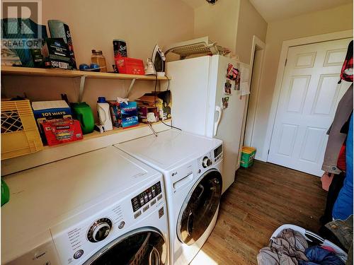 5961 242 Road, Fort St. John, BC - Indoor Photo Showing Laundry Room