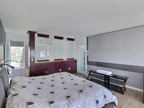 Chambre Ã  coucher principale - 773 Ch. De La Mine-Goldex, Val-D'Or, QC - Indoor Photo Showing Bedroom