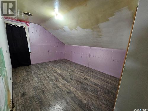 235 3Rd Avenue Ne, Swift Current, SK - Indoor Photo Showing Other Room