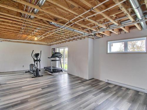 Salle familiale - 170 Rue Des Parulines, Val-D'Or, QC - Indoor Photo Showing Gym Room