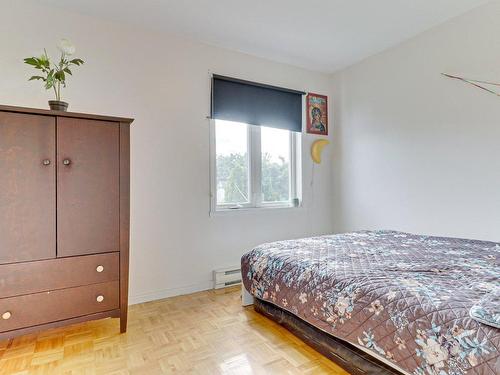 Bedroom - 560 Rue Des Goélands, Laval (Duvernay), QC - Indoor Photo Showing Bedroom