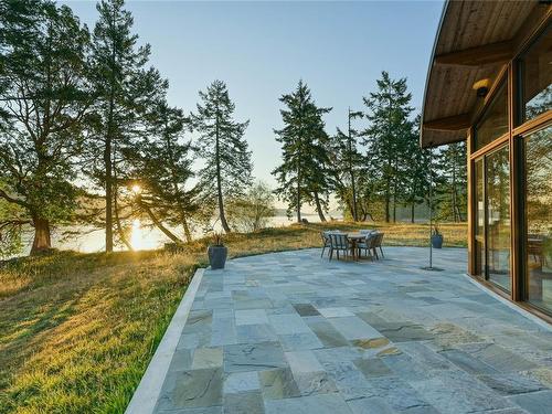 3200 Clam Bay Rd, Pender Island, BC - Outdoor
