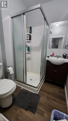 992 109Th Street, North Battleford, SK - Indoor Photo Showing Bathroom