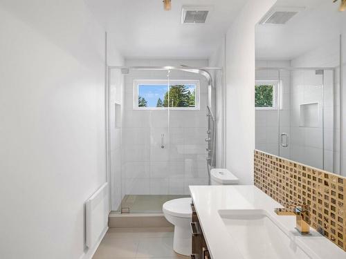 Salle de bains - 636 Rue Des Myosotis, Laval (Sainte-Dorothée), QC - Indoor Photo Showing Bathroom