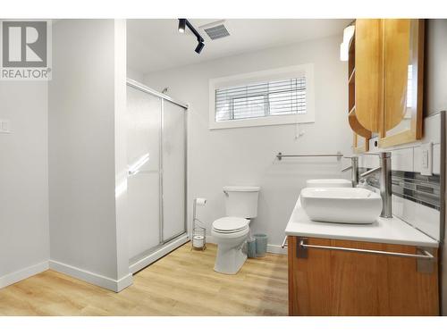 1457 Cormorant Avenue, Kitimat, BC - Indoor Photo Showing Bathroom