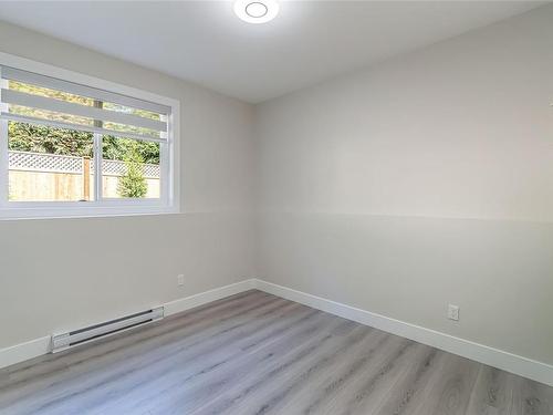 3926 Jingle Pot Rd Se, Nanaimo, BC - Indoor Photo Showing Other Room