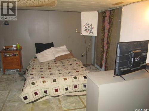 1681 97Th Street, North Battleford, SK - Indoor Photo Showing Bedroom