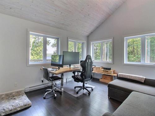 Chambre Ã Â coucher - 373 Rg Beau-Lac, Stratford, QC - Indoor Photo Showing Office