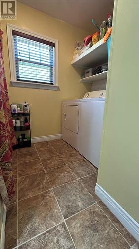 16-18 Newtown Road, Stephenville, NL - Indoor Photo Showing Laundry Room