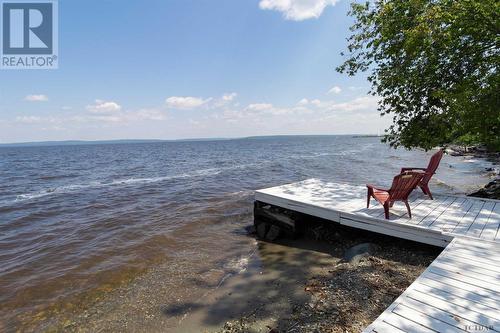 620 Lakeshore Rd S, Temiskaming Shores, ON 