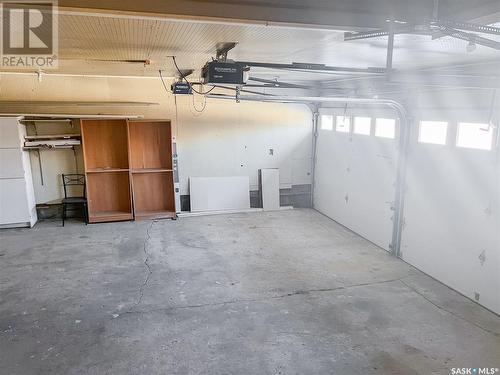 411 4Th Street W, Allan, SK - Indoor Photo Showing Garage