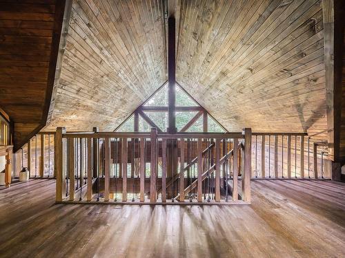 Mezzanine - 30 Ch. De La Lyrique, Val-Des-Monts, QC - Indoor Photo Showing Other Room