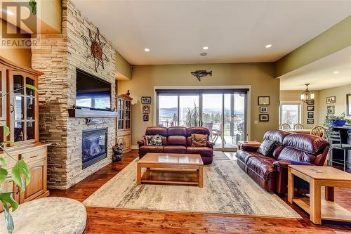 12435 Oyama Road, Lake Country, BC - Indoor Photo Showing Living Room With Fireplace