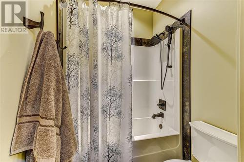 12435 Oyama Road, Lake Country, BC - Indoor Photo Showing Bathroom