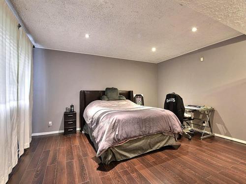 Family room - 3946  - 3952 Rue De La Seine, Laval (Chomedey), QC - Indoor Photo Showing Bedroom