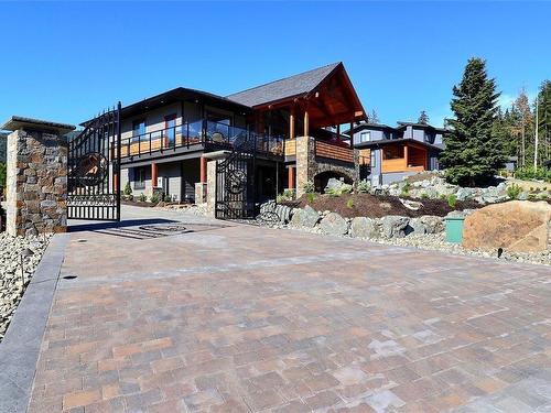 7343 Lakefront Pl, Lake Cowichan, BC - Outdoor
