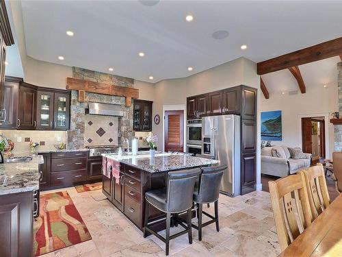 7343 Lakefront Pl, Lake Cowichan, BC - Indoor Photo Showing Kitchen With Upgraded Kitchen