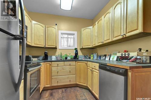 2258 Osler Street, Regina, SK - Indoor Photo Showing Kitchen