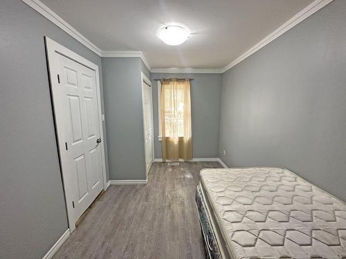 307 Robertson Street, Thunder Bay, ON - Indoor Photo Showing Bedroom