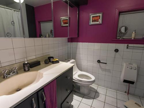 Salle de bains - 175 Rue Notre-Dame, Mont-Carmel, QC - Indoor Photo Showing Bathroom