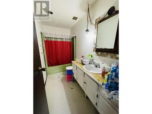 643 Ritchie Street, Prince Rupert, BC - Indoor Photo Showing Bathroom