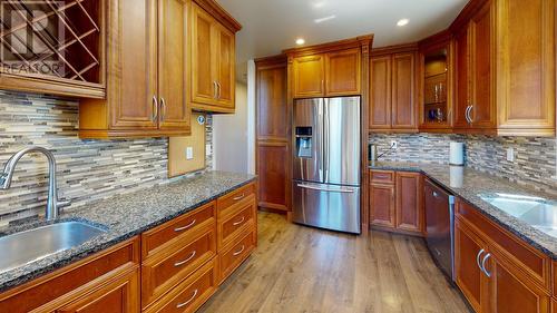 50 Ross Street, Lillooet, BC - Indoor Photo Showing Kitchen With Upgraded Kitchen