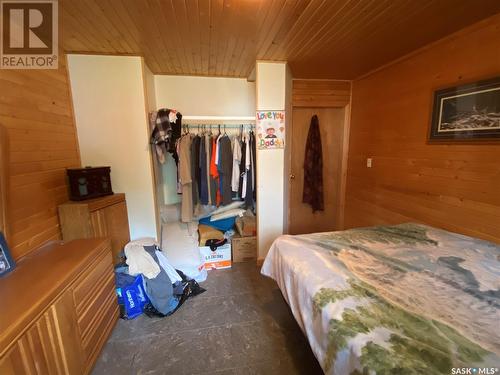 904 Mahigan Crescent, Lac La Ronge, SK - Indoor Photo Showing Bedroom
