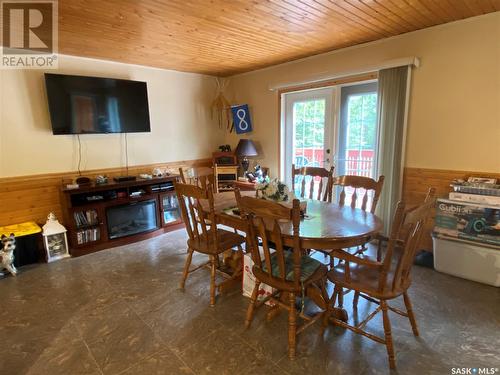904 Mahigan Crescent, Lac La Ronge, SK - Indoor Photo Showing Dining Room