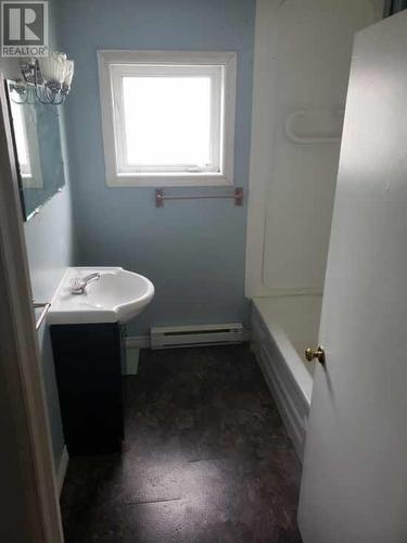 2A Rewa Avenue, Bishop'S Falls, NL - Indoor Photo Showing Bathroom
