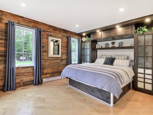 Master bedroom - 619 Route 223, Saint-Blaise-Sur-Richelieu, QC - Indoor Photo Showing Bedroom