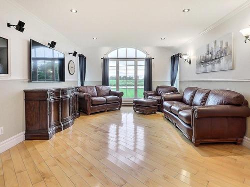 Living room - 619 Route 223, Saint-Blaise-Sur-Richelieu, QC - Indoor Photo Showing Living Room