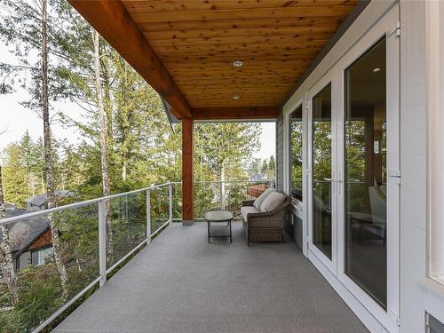 3156 Mission Rd, Courtenay, BC - Outdoor With Exterior