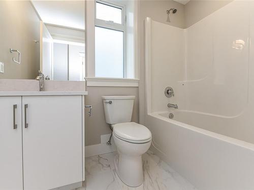 3156 Mission Rd, Courtenay, BC - Indoor Photo Showing Bathroom