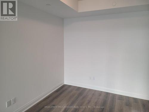 #608 -10 Gatineau Dr, Vaughan, ON - Indoor Photo Showing Other Room