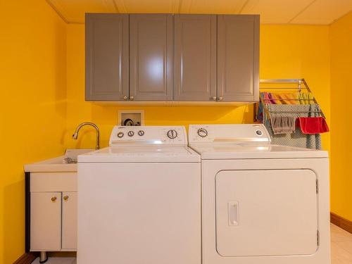 Salle de lavage - 632 Ch. Des Caps, Les Îles-De-La-Madeleine, QC - Indoor Photo Showing Laundry Room